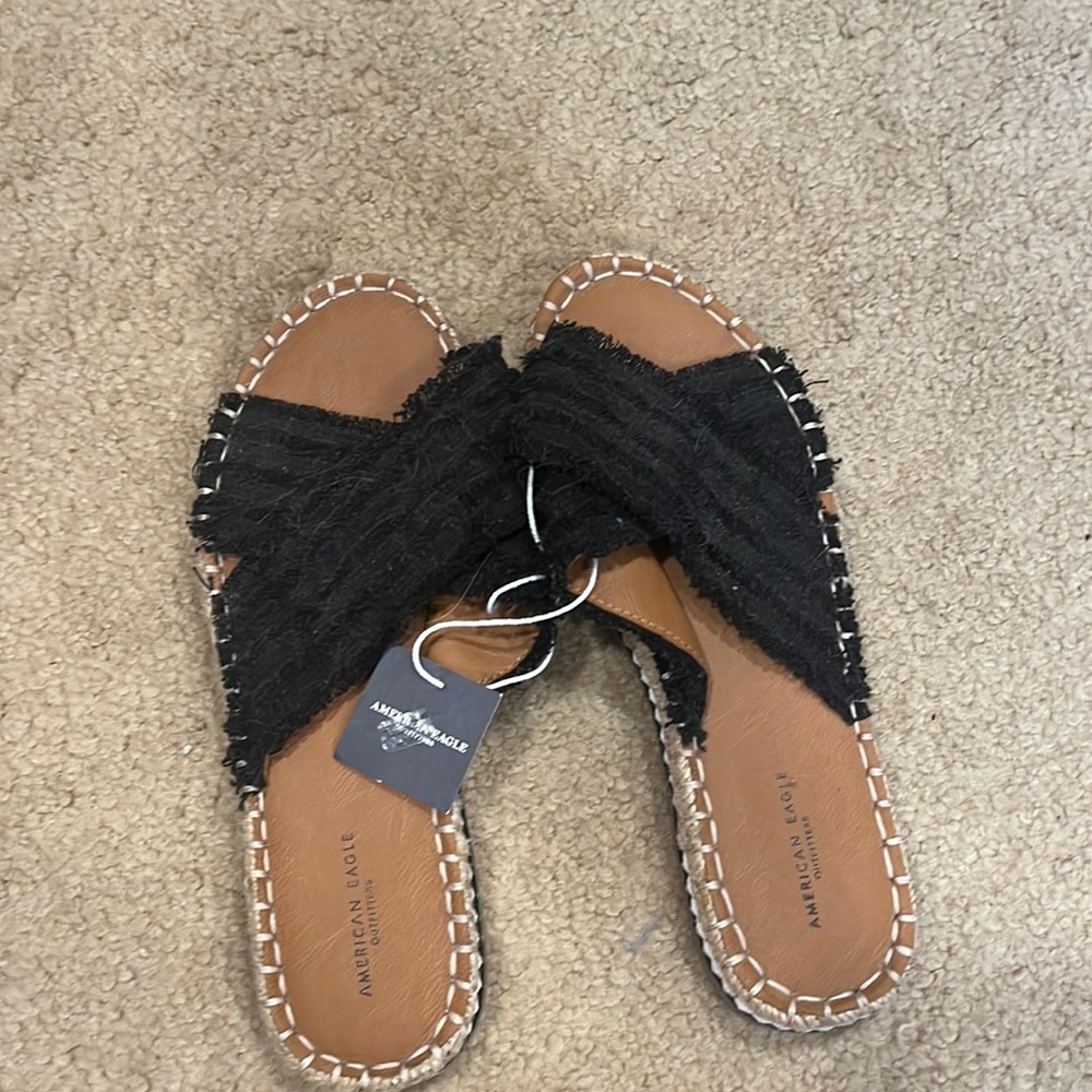 american eagle sandals